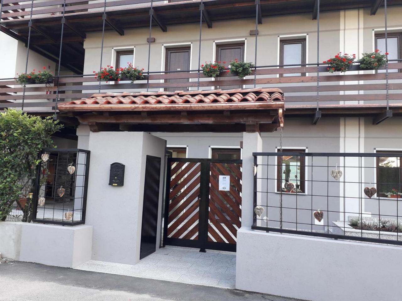 Cascina Tumas Orta Lake เปตเตนาสโก ภายนอก รูปภาพ